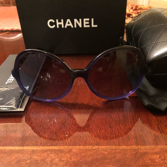 CHANEL Accessories - NEW, AUTHENTIC CHANEL 5351 Sunglasses